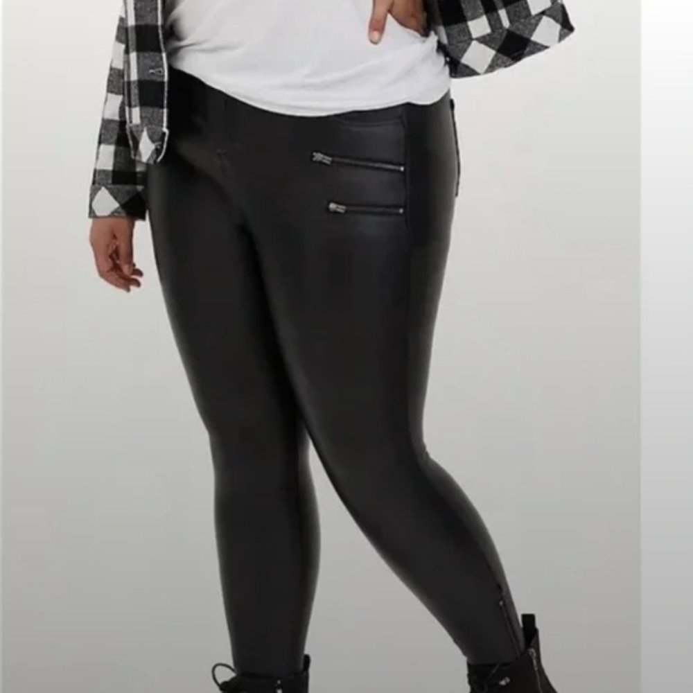 Torrid Multi Zip Stretchy Ankle Faux Leather Pants size 26T - Worn once